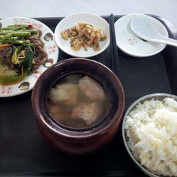 城固晚上有玩快餐的地方吗