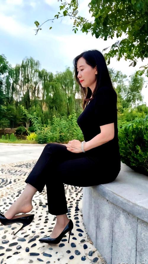左近50米有单身女人