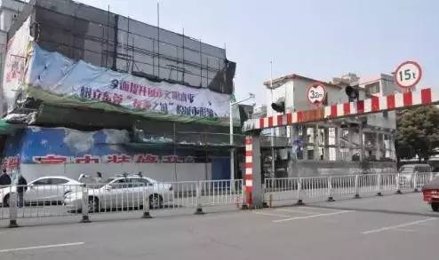 汉中虎门旧工会桥这左近站街