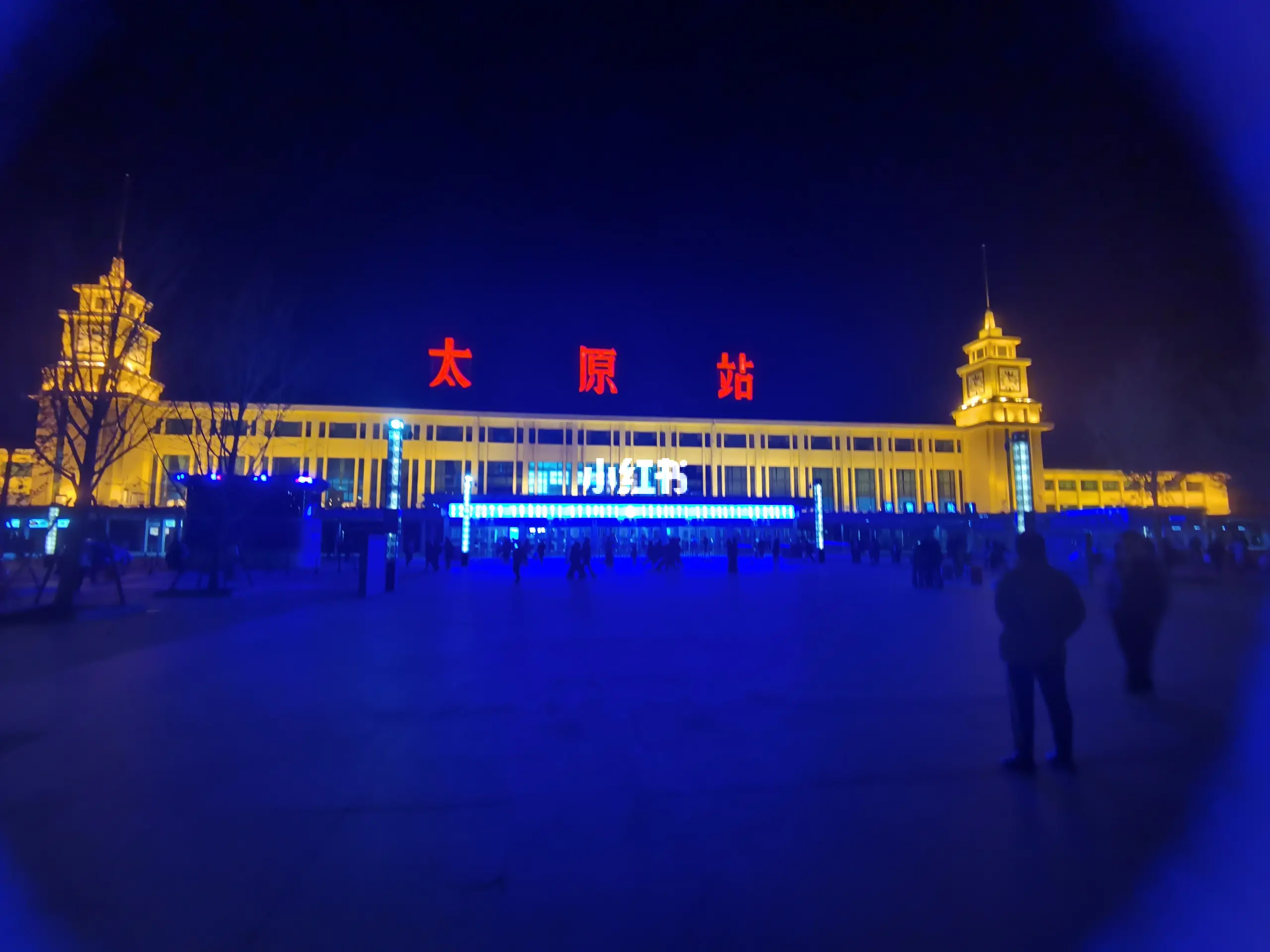 晚上哪儿有站大街的