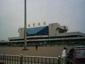 驻马店火车站一条街