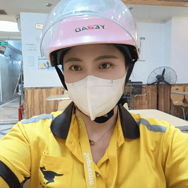 女骑腕表卖一幼时一单怎么叫
