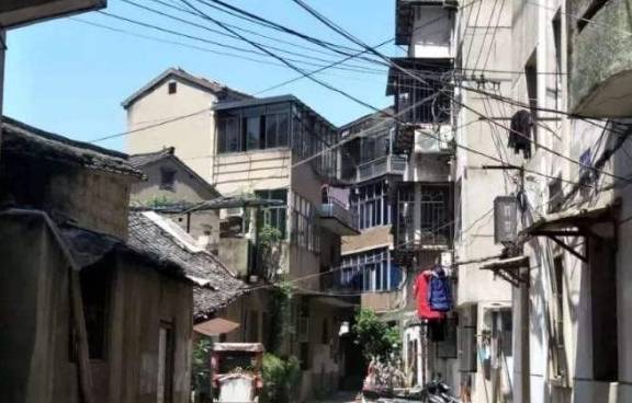 丹阳市后巷有小巷子50元吗