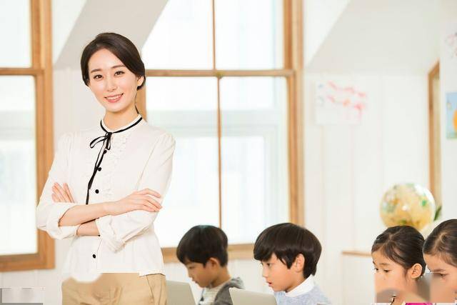 怎么找学堂里的接活女