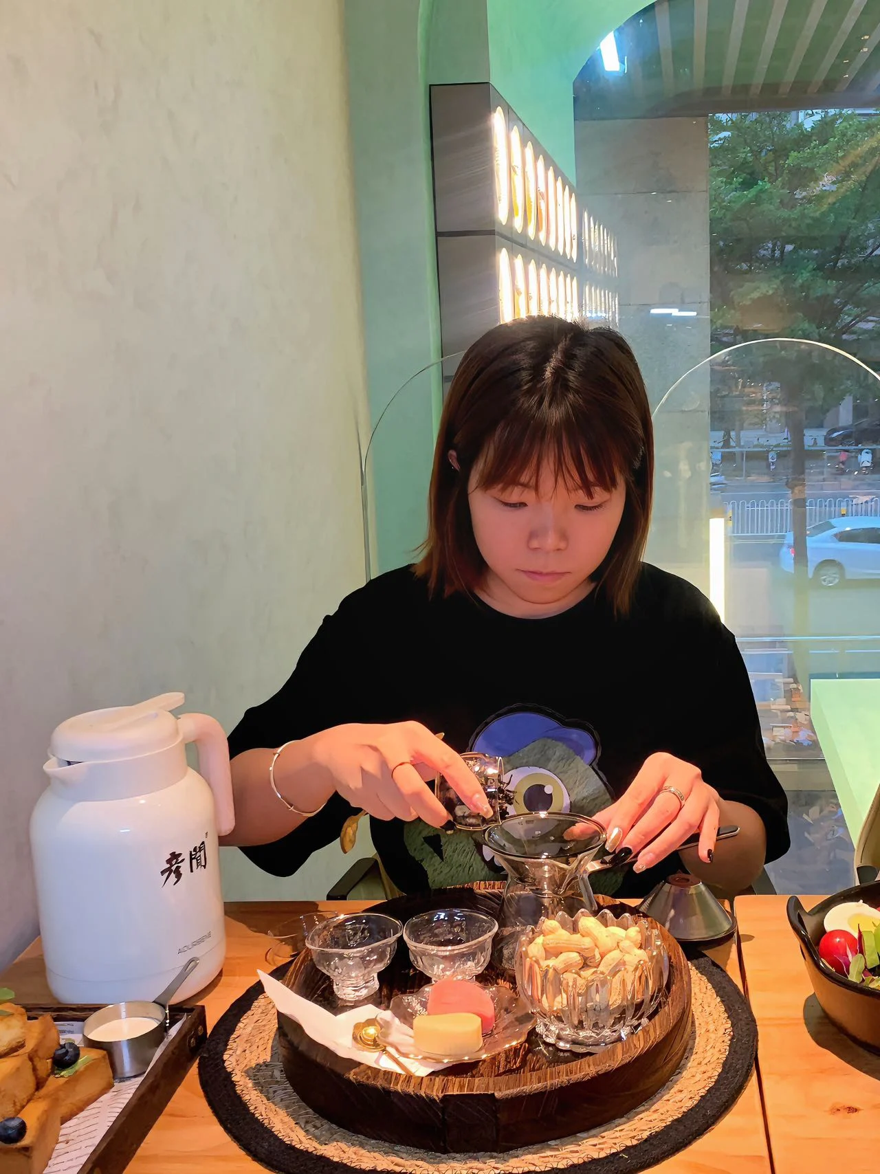 海？？？？？？趕n品茶