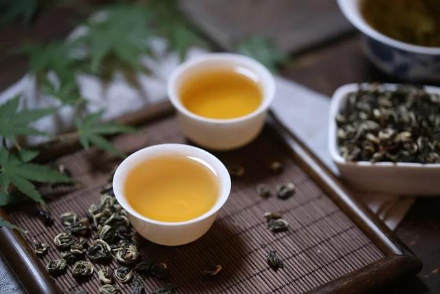 乐山喝茶大圈工作室