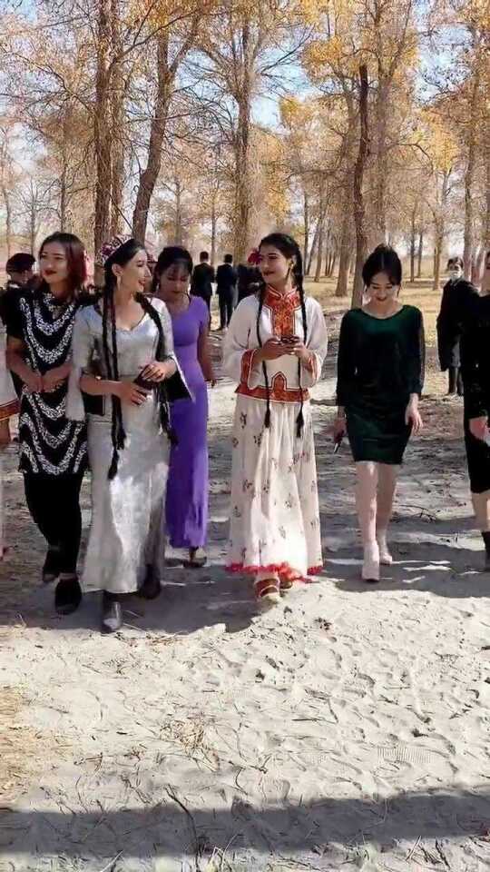 阿克苏美女一条街叫什么