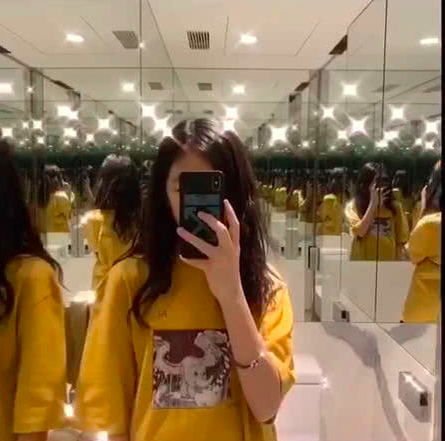 1024土豪酒店自拍表围女