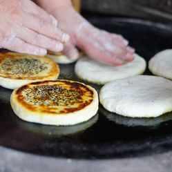 奓山饼子一条街什么价值