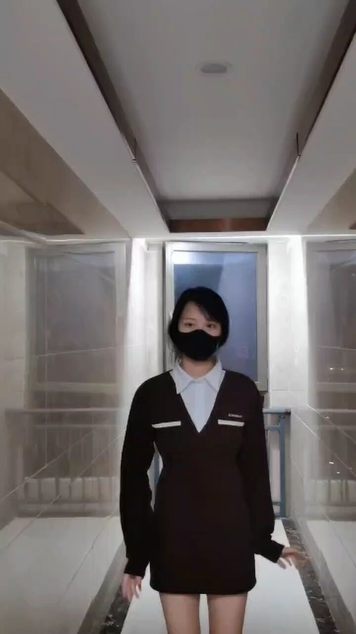 金科米兰小姐姐