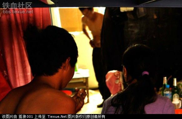 农夫工幼酒店嫖妓