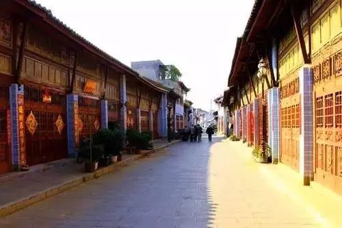 云南舒服推拿一条街在哪