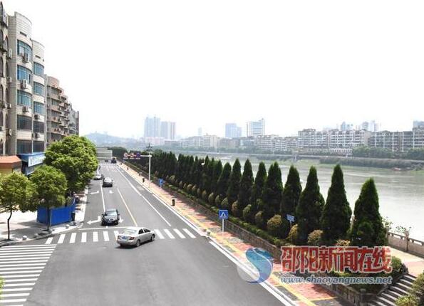 邵阳塔北路妹子美丽吗