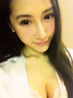 城中村150元美女亮瞎了眼