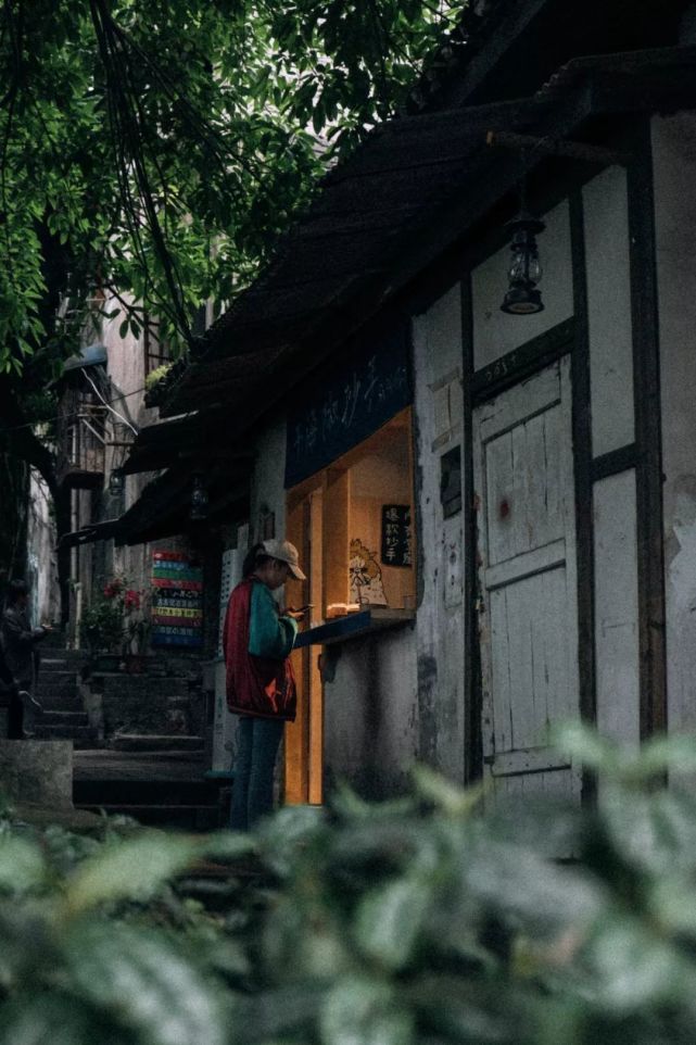 沉庆幼小路的爱情哪里有