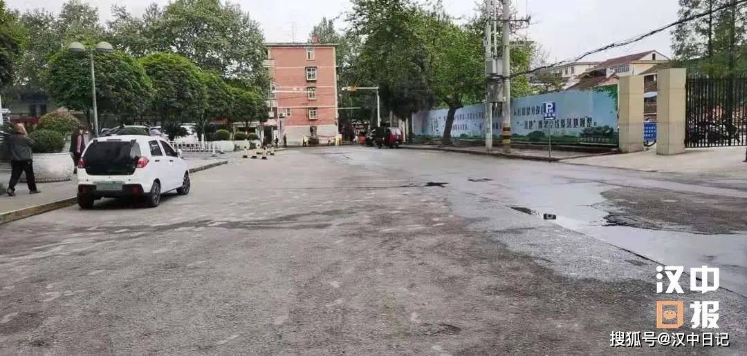 汉中火车站后面的幼小路