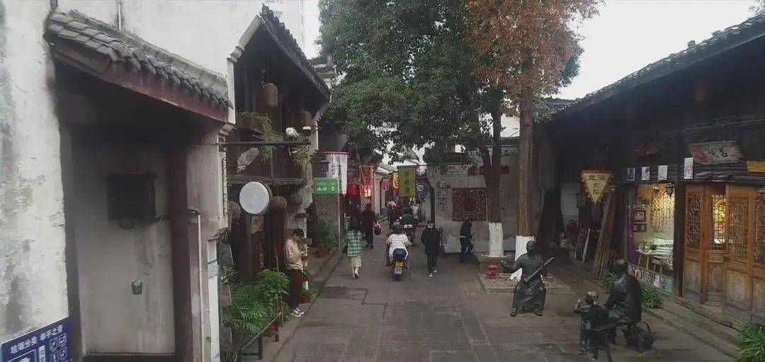 广安北斗村站街幼胡同