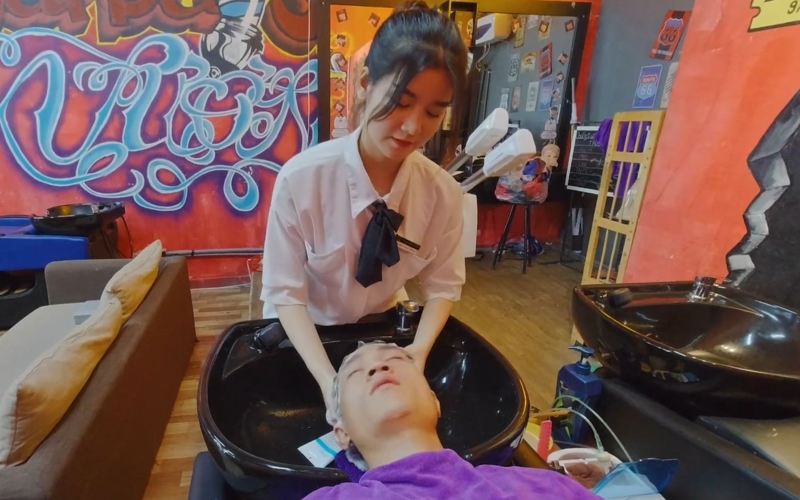 幼姐洗吹做和快餐有什么区别