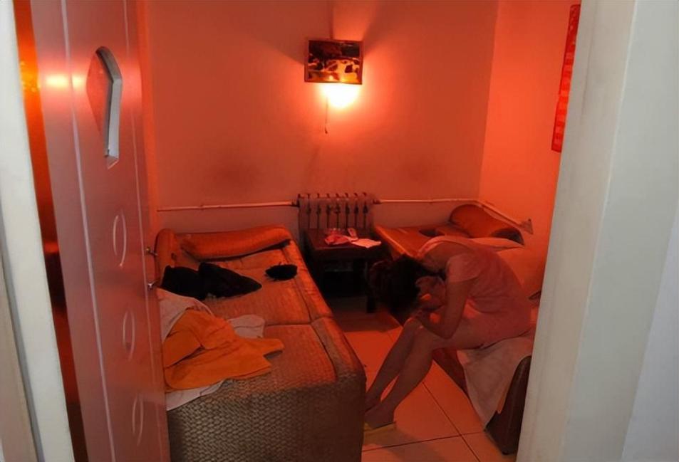 个别幼旅店嫖暗娼
