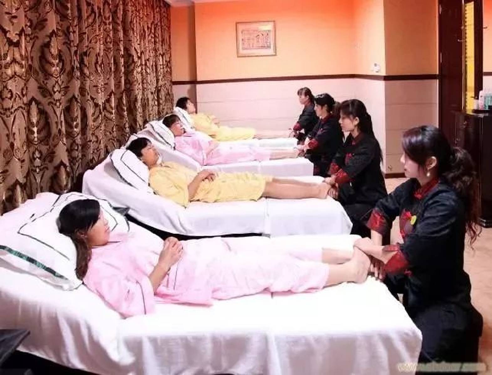 足浴店全套服务
