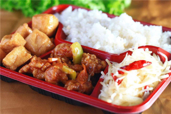 城阳左近学生快餐联系方式