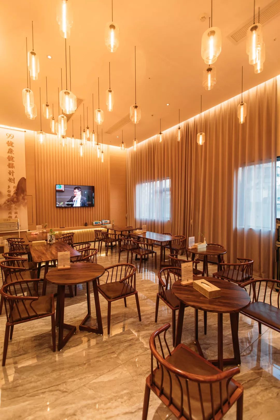 西安一条龙推拿酒店