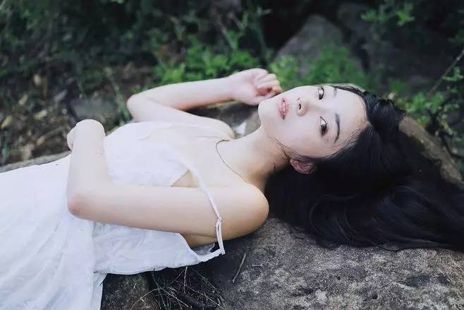 颜值不错的白衣美女酒店啪啪