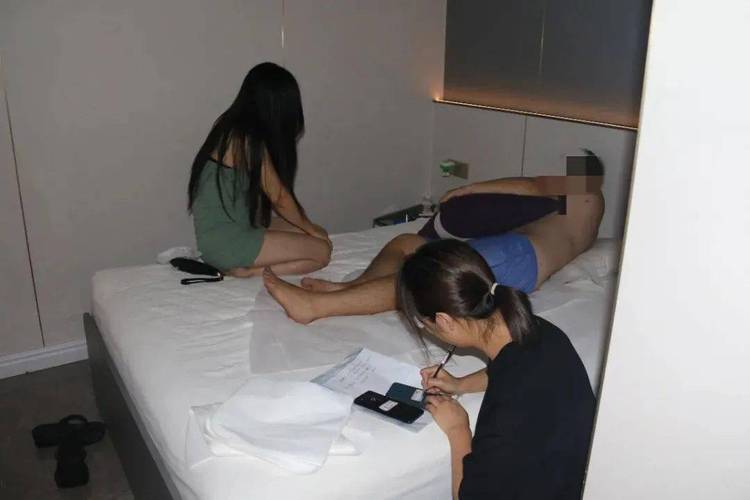 足浴店打飞机