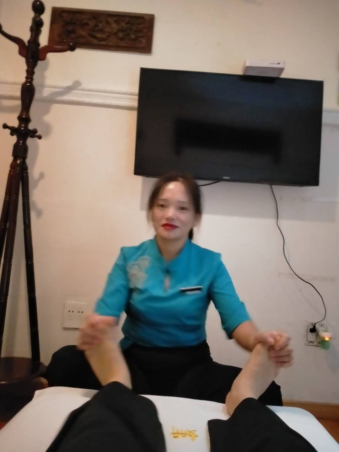 足浴店的瑜伽推拿啥意思