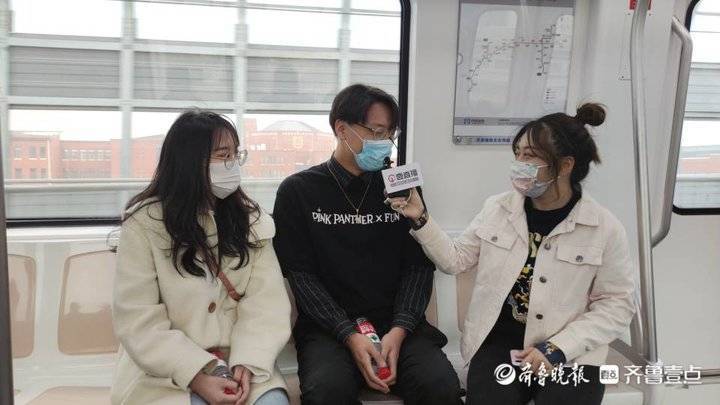 赤峰长清大学城女学生