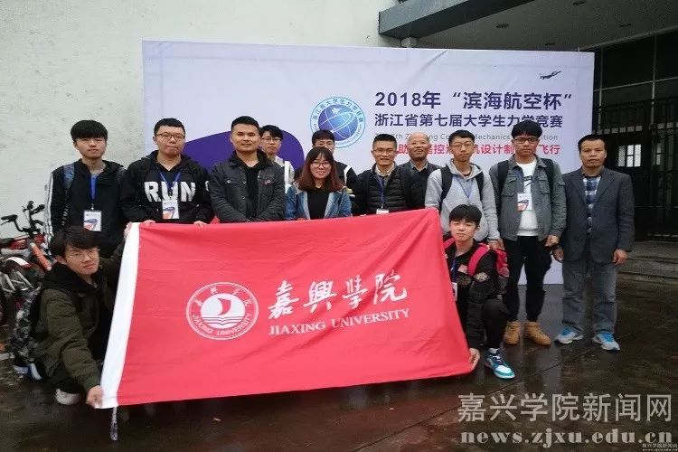 黄冈学院有学生出来做吗