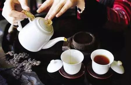 长春品茶群