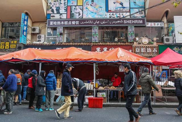 乌鲁木齐劳动街姑娘去哪里了