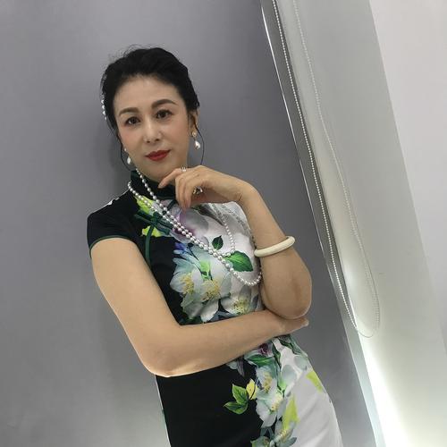 找50多岁单身女人电话