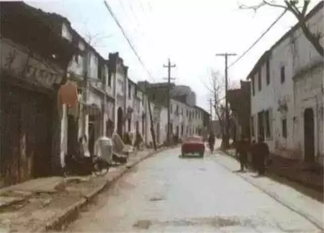 娄底推拿最多的街路是哪里