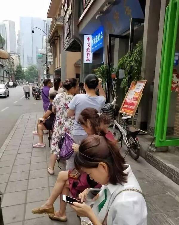 德阳天元巷的妹子是干嘛的
