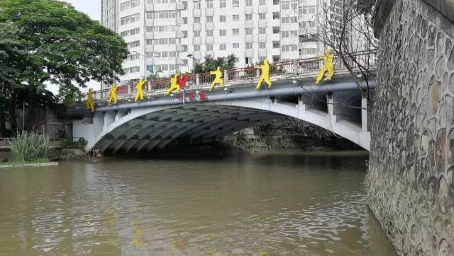 灌南人民桥下有卖的吗