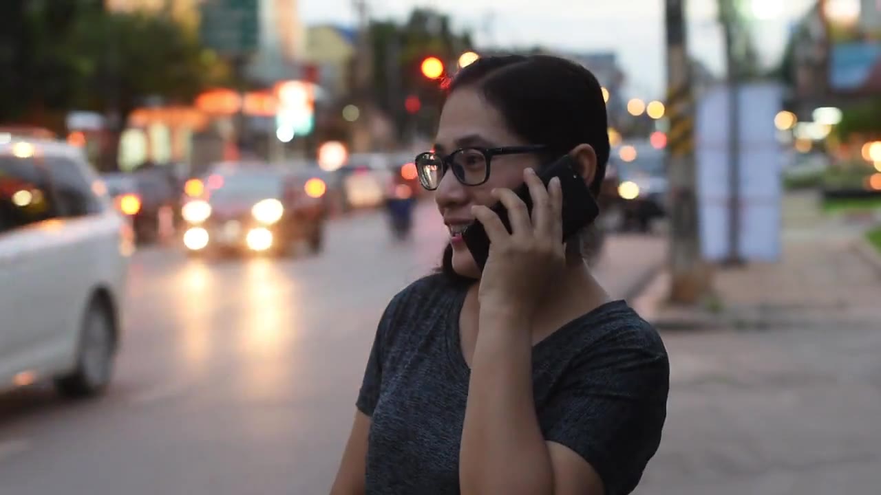 左近的女人电话是几多