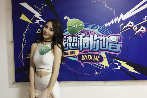 美女校唬；；；ㄅ九九