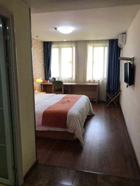 沉庆熙街大学城400块有电话没有