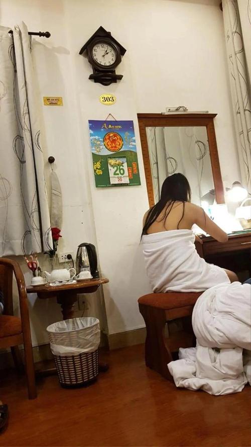 推拿店嫖妓东北熟女