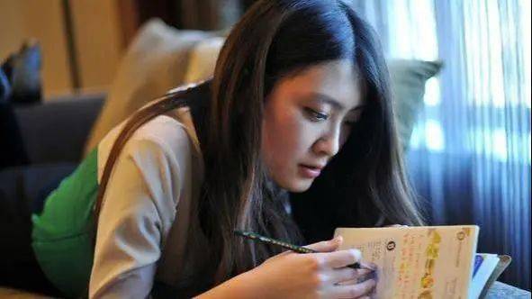 美女宾馆啪啪探花