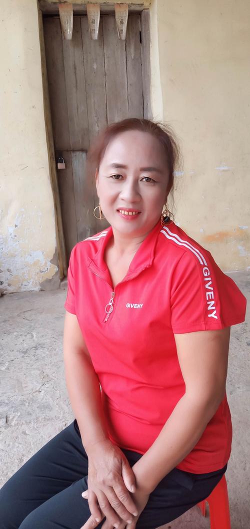 凤冈村落40的妇女卖婬
