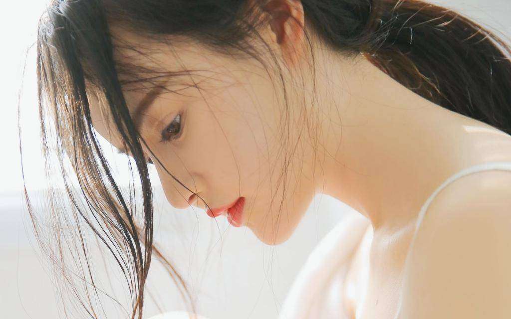 若何正确获取左近女人的联系方式