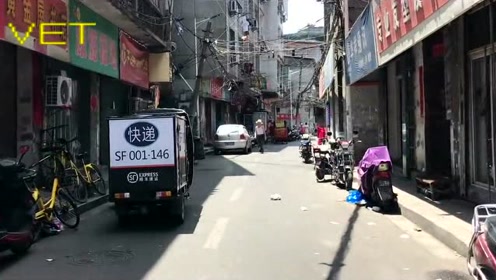 火车站扑面的小巷子