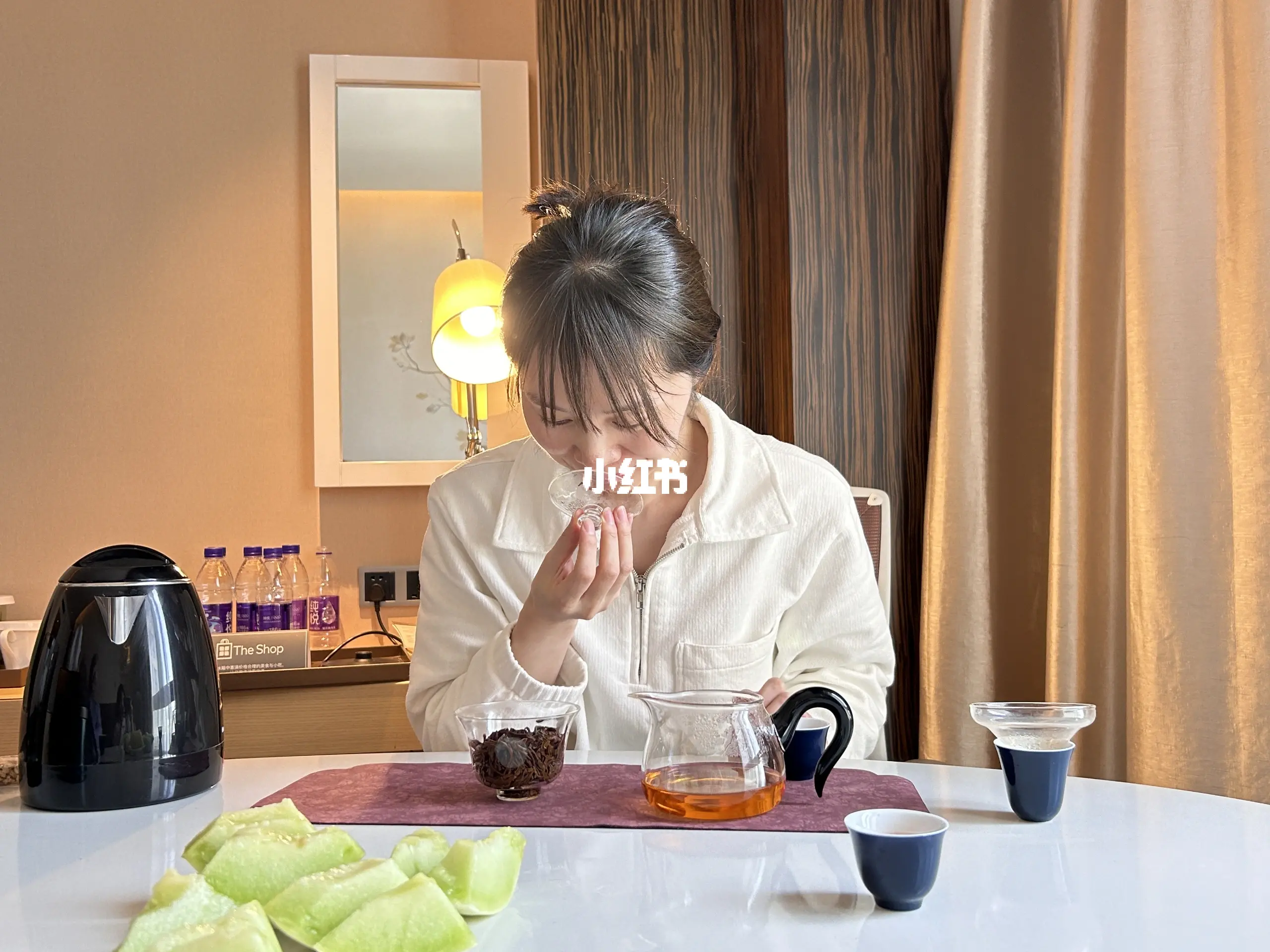幼妹24幼时喝茶