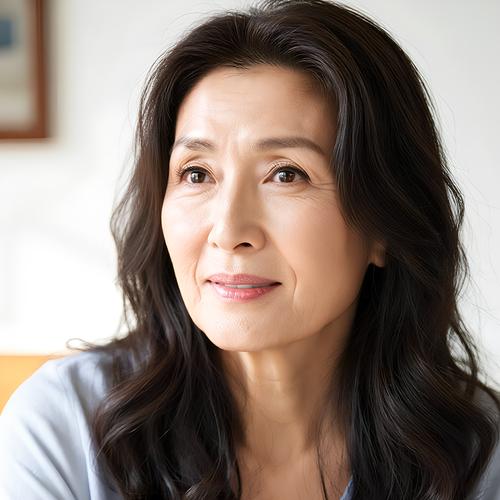 联系左近成熟妇女