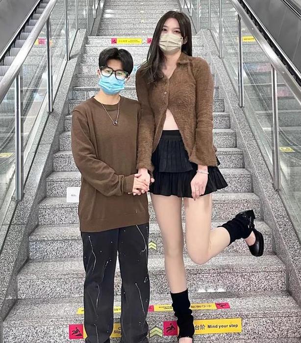 昭通男生和女生一路差差