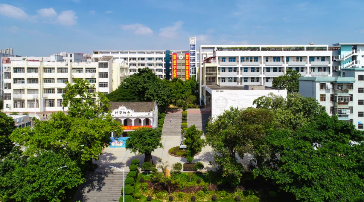 丽江若何约学堂的妹子