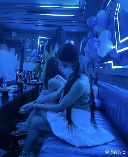 丽江找个女人陪左近过夜